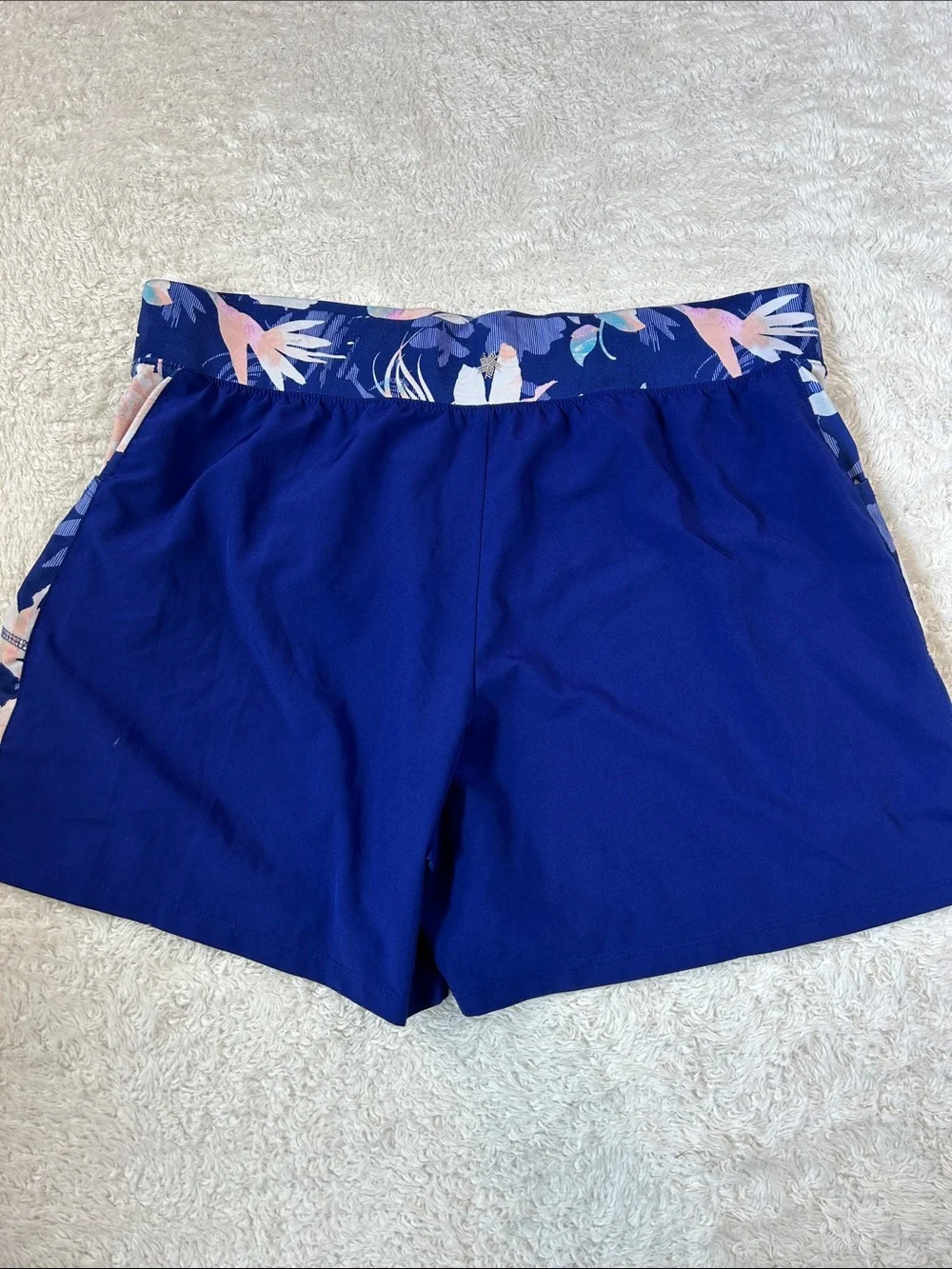 Tek Gear blue and floral athletic  shorts XL‎